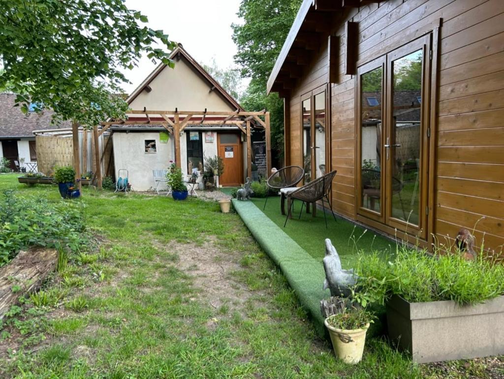 Gites Du Bois Des Perruches Saint-Vincent-des-Bois Luaran gambar